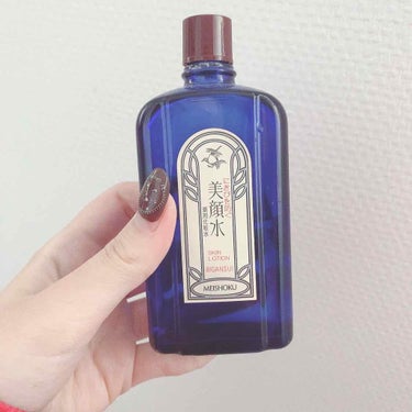 
明色　美顔水💧

お値段は800円くらいだったような…

大掃除してていらないコスメとか捨てようと思ったら出てきたものです💦
私は赤く残るニキビが嫌でこちらを購入したのですが、もう臭いがだめすぎてだめ