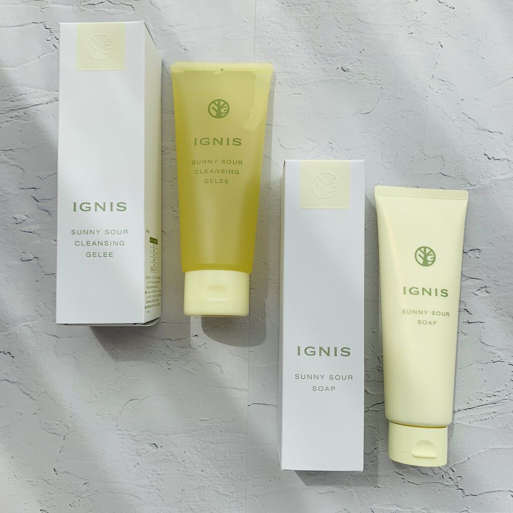 パウダーブラッシュ 02 Henriette（アンリエット）/レ・メルヴェイユーズ ラデュレ/パウダーチークを使ったクチコミ（2枚目）