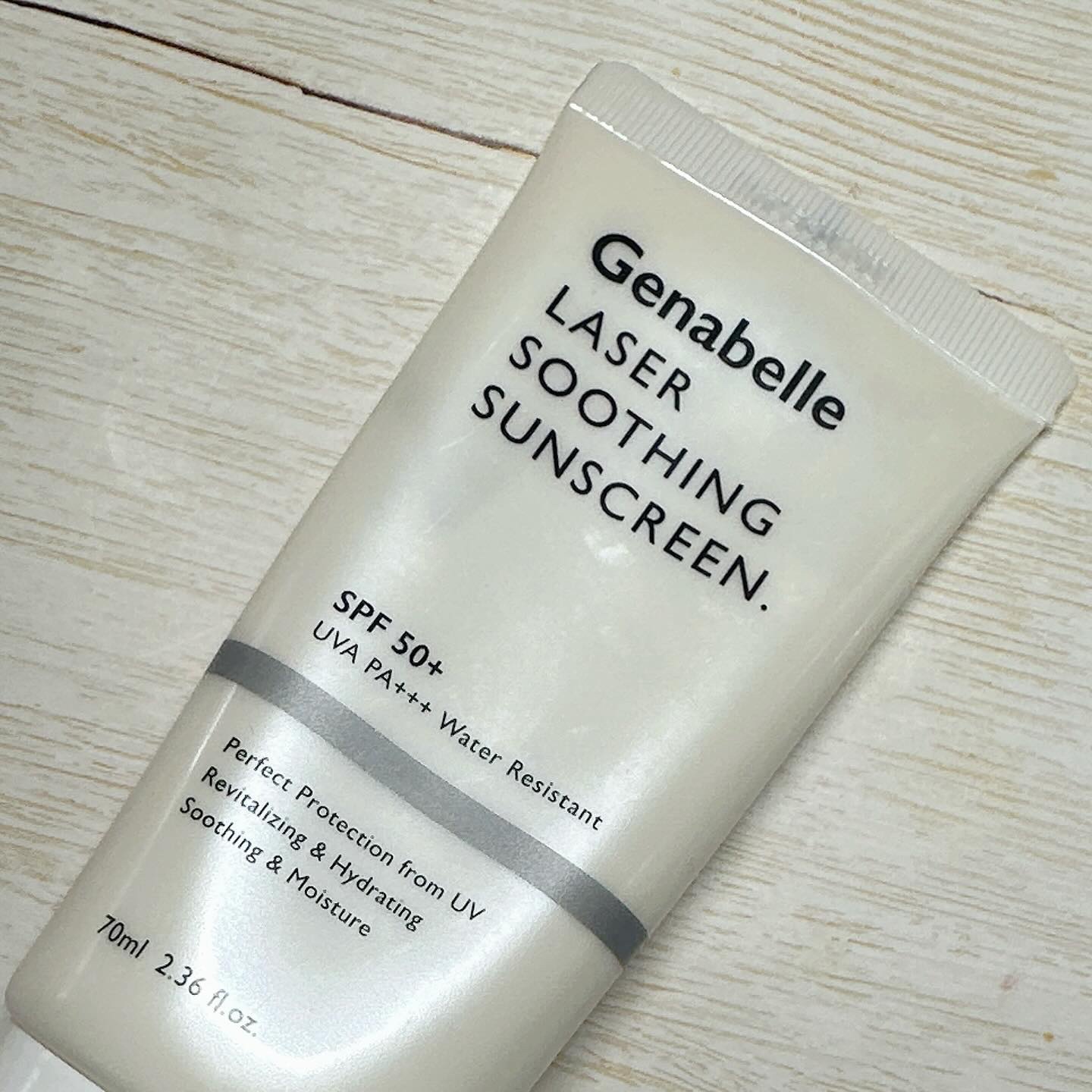 レーザースージングサンスクリーン/Genabelle/日焼け止めクリームを使ったクチコミ（2枚目）