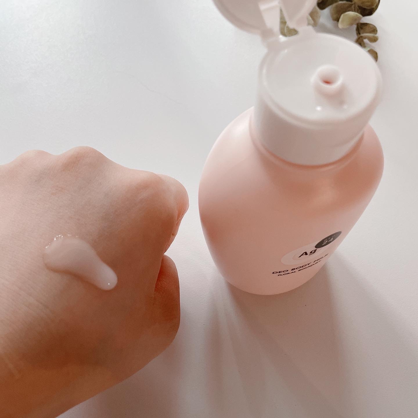 エージーデオ２４ デオドラントボディミルク （フローラルブーケ）/エージーデオ24/デオドラント・制汗剤を使ったクチコミ（2枚目）