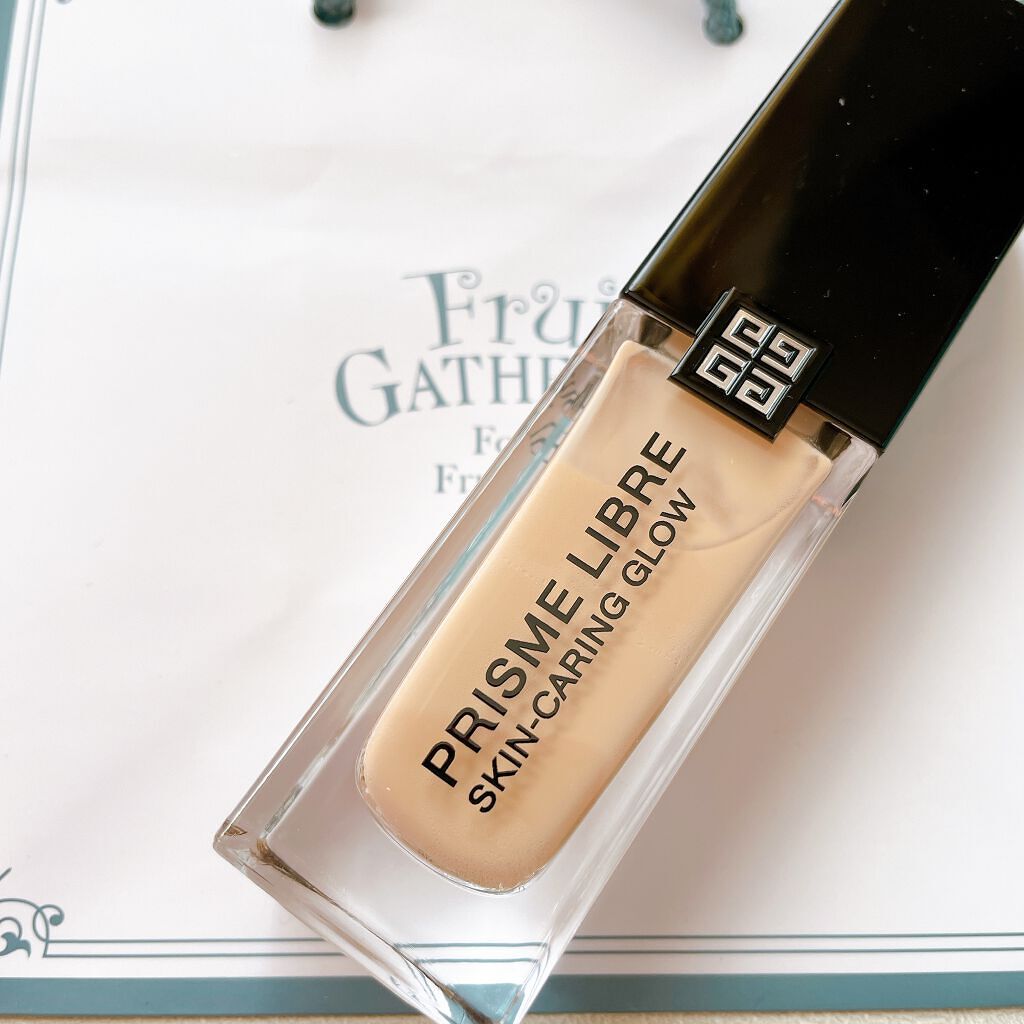 プリズム・リーブル・スキンケアリング・グロウ/GIVENCHY/リキッドファンデーションを使ったクチコミ(1枚目)