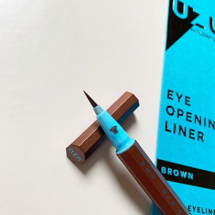 EYE OPENING LINER/UZU BY FLOWFUSHI/リキッドアイライナーを使ったクチコミ(2枚目)