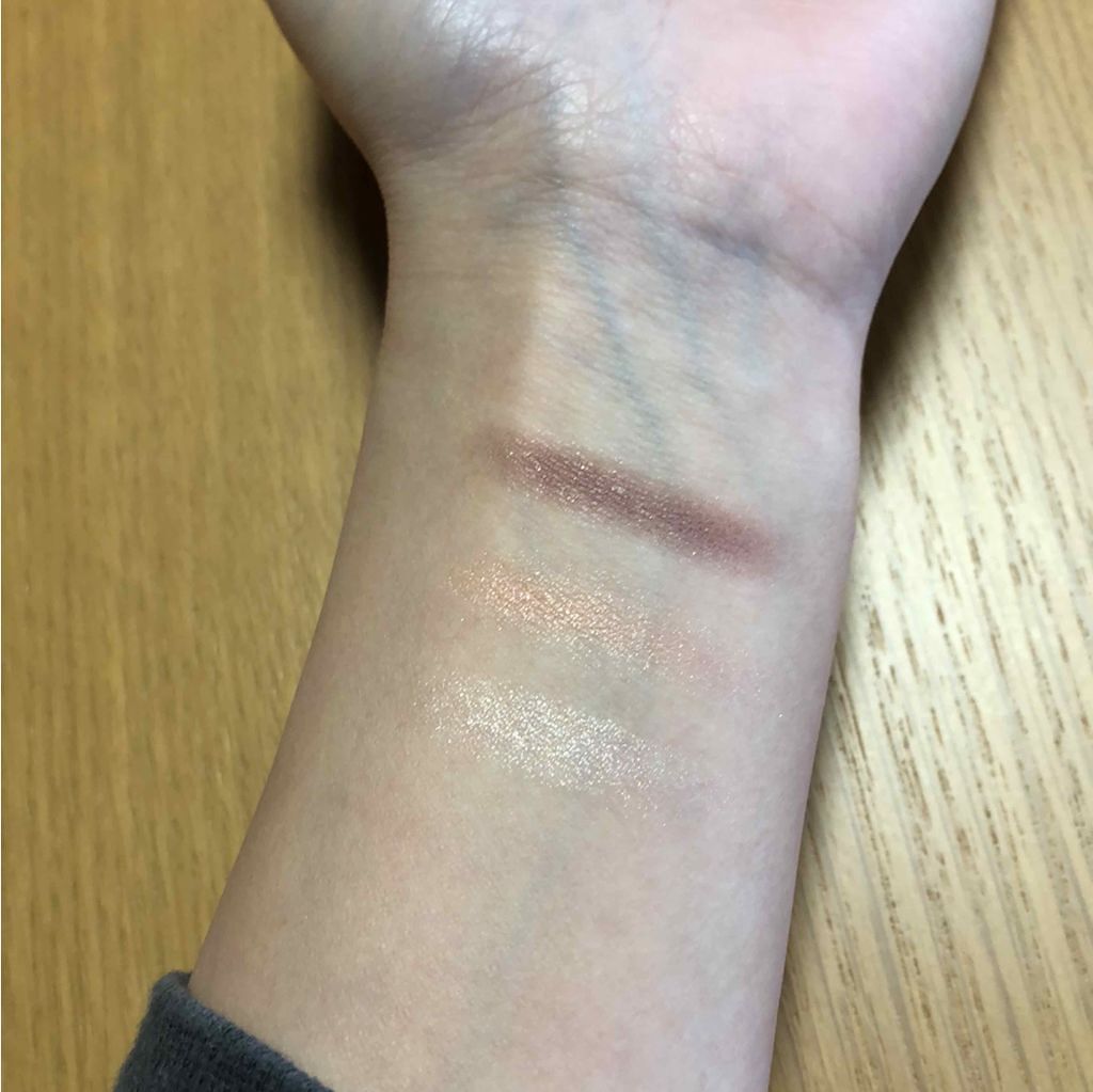 トーンアップアイシャドウ/CEZANNE/アイシャドウパレットを使ったクチコミ(2枚目)