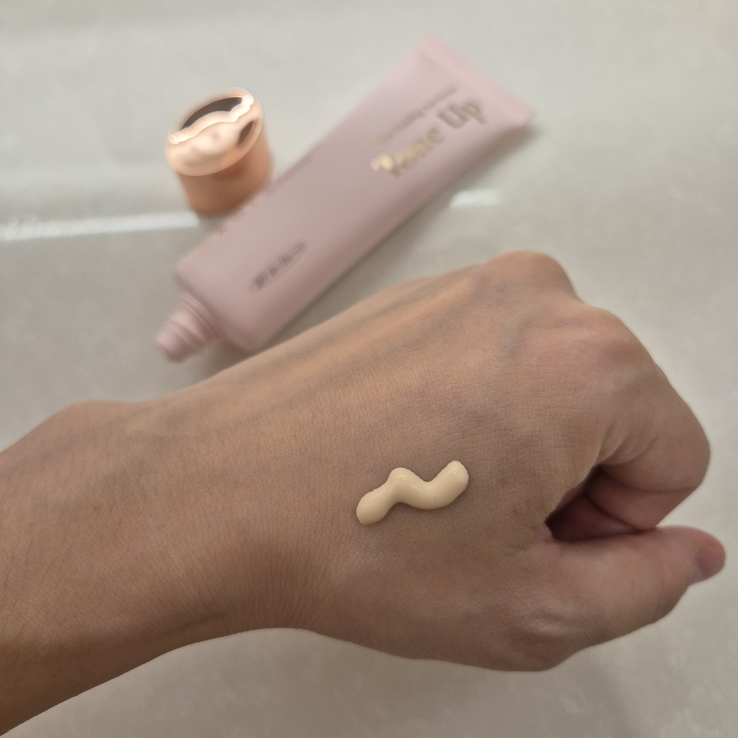 ウォーターホールディングトーンアップサンセラム/KAHI/日焼け止めローションを使ったクチコミ（2枚目）