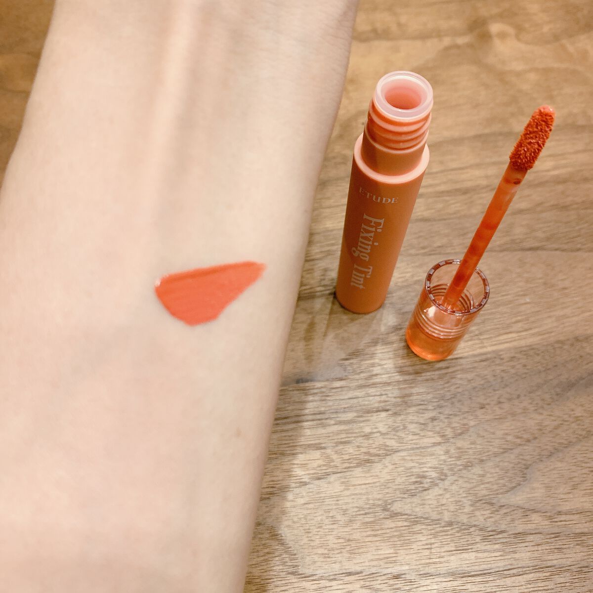 フィクシングティント メロウピーチ（新パッケージ）/ETUDE/リップティントを使ったクチコミ（3枚目）
