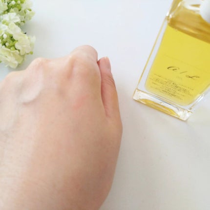 ナチュラルオイル〈ヘア&ボディ&ハンド用オイル〉/ainaLyra /ボディオイルを使ったクチコミ(4枚目)