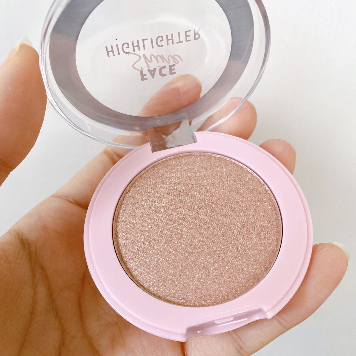 フェイスシャインハイライト/ETUDE/パウダーハイライトを使ったクチコミ(3枚目)