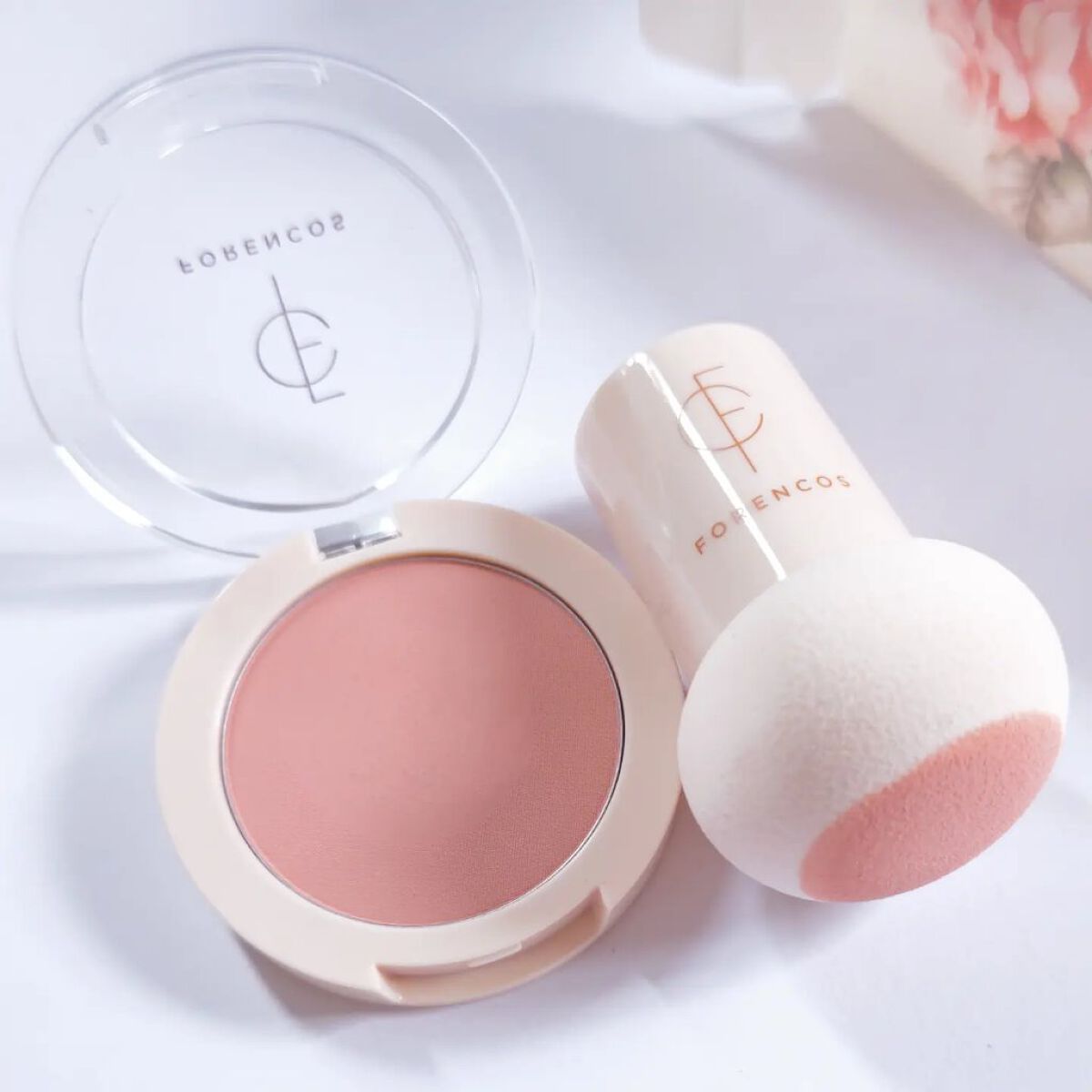 ベアブラッシャー パフ付き/フォレンコス/パウダーチークを使ったクチコミ（1枚目）