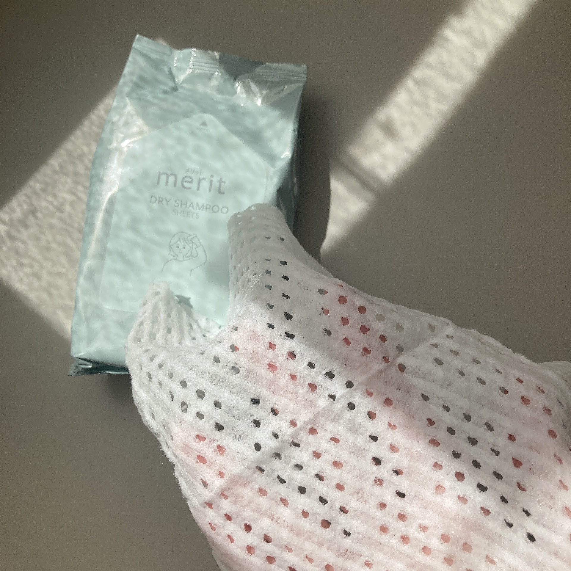 メリット ドライシャンプーシート さらっと髪まとまるタイプ/メリット/ドライシャンプーを使ったクチコミ（3枚目）