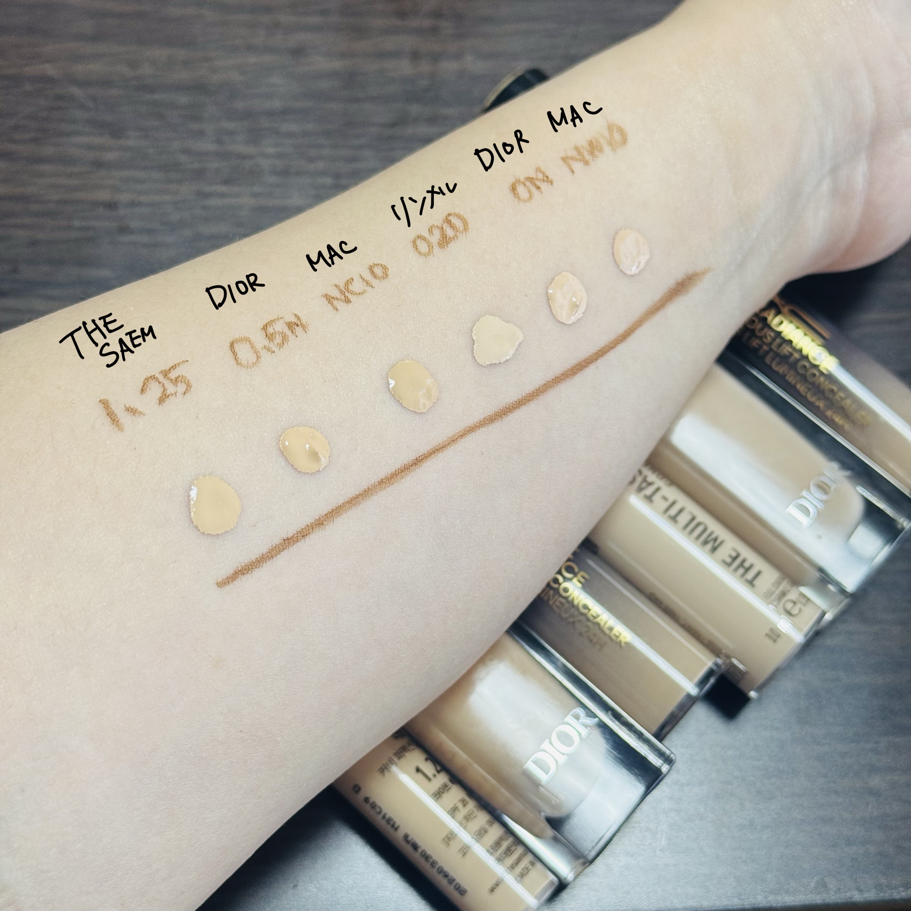 カモフラージュ パーフェクトコンシーラー/ダーマカラー/クリームコンシーラーを使ったクチコミ（2枚目）