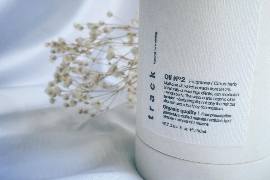 トラック オイル No2/track/ヘアオイルを使ったクチコミ（2枚目）