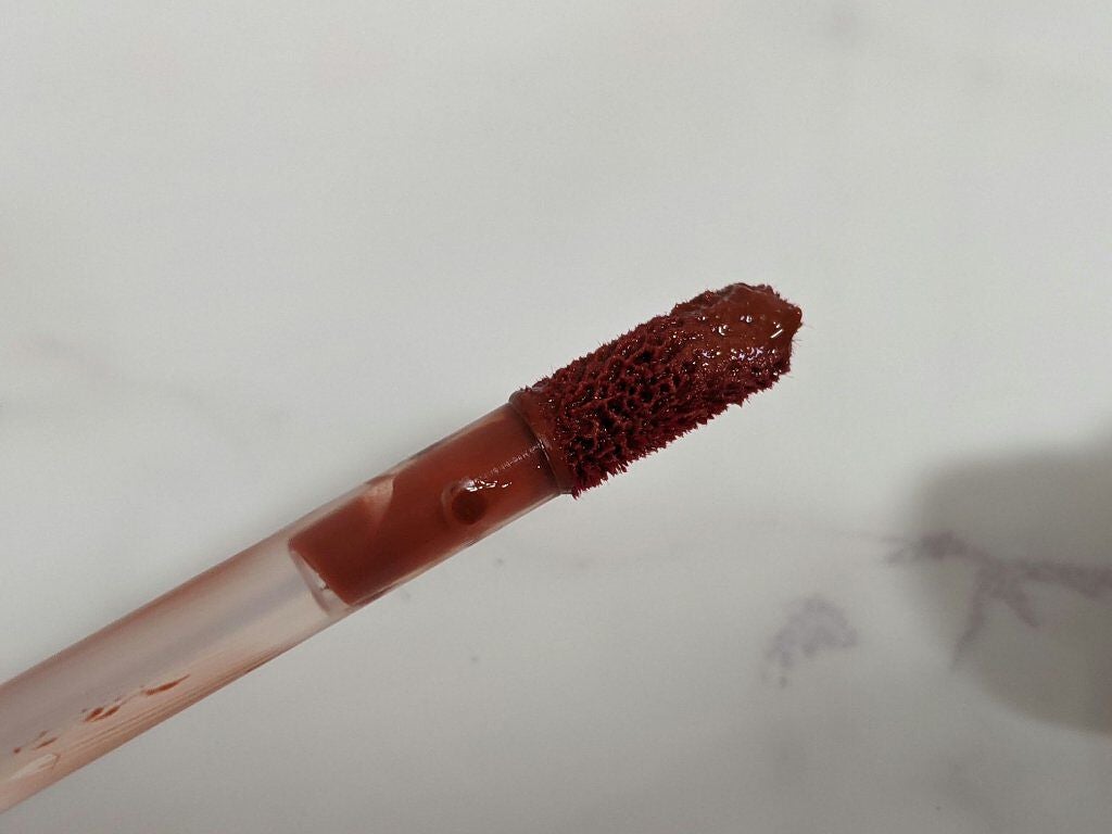 ジューシーラスティングティント/rom&nd/リップティントを使ったクチコミ(4枚目)