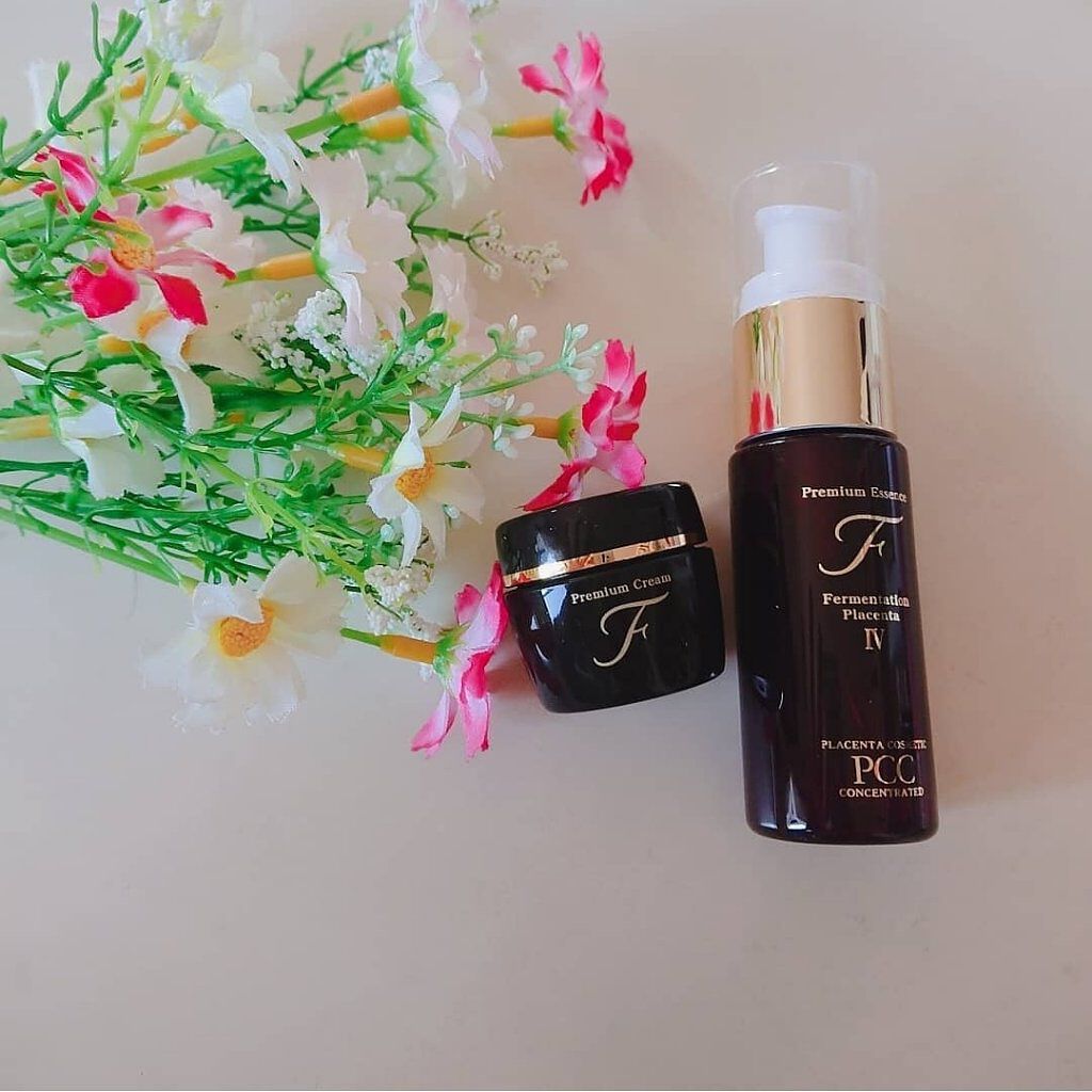 PCCプレミアムエッセンスFIV/PCCアンチエイジングブランド/美容液を使ったクチコミ（1枚目）
