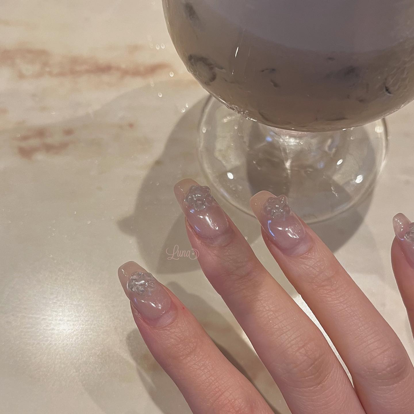 #ジェルネイル,#ワンカラーネイル,#ニュアンスネイル,#うるうるネイル,#ちゅるんネイル,#シンプルネイル,#パーツネイル,#透け感ネイル,#クリアネイル,#ぷっくりネイル,#ちぐはぐネイル,#韓国ネイル,#きらきらネイル,#うるつやネイル,#フレンチガーリーネイル,#ビーズネイル,#ピンクネイル,#ミラーネイルのネイルデザイン