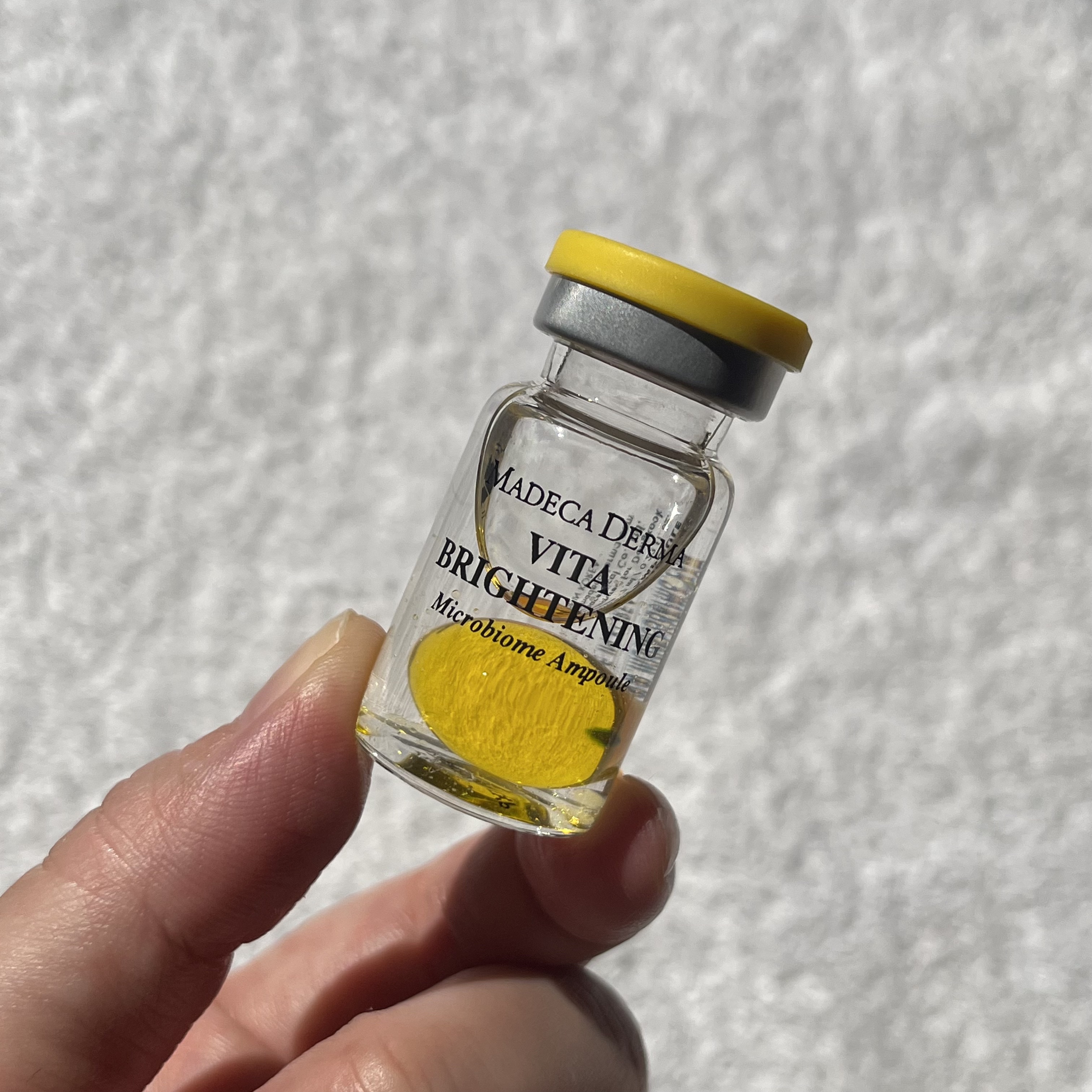 ビタブライトニング マイクロバイオームアンプル/マデカダーマ/美容液を使ったクチコミ（2枚目）