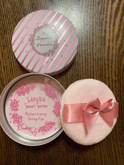 すっぴんパウダー B サクラスウィートソローの香り 2022/クラブ/プレストパウダーを使ったクチコミ(2枚目)