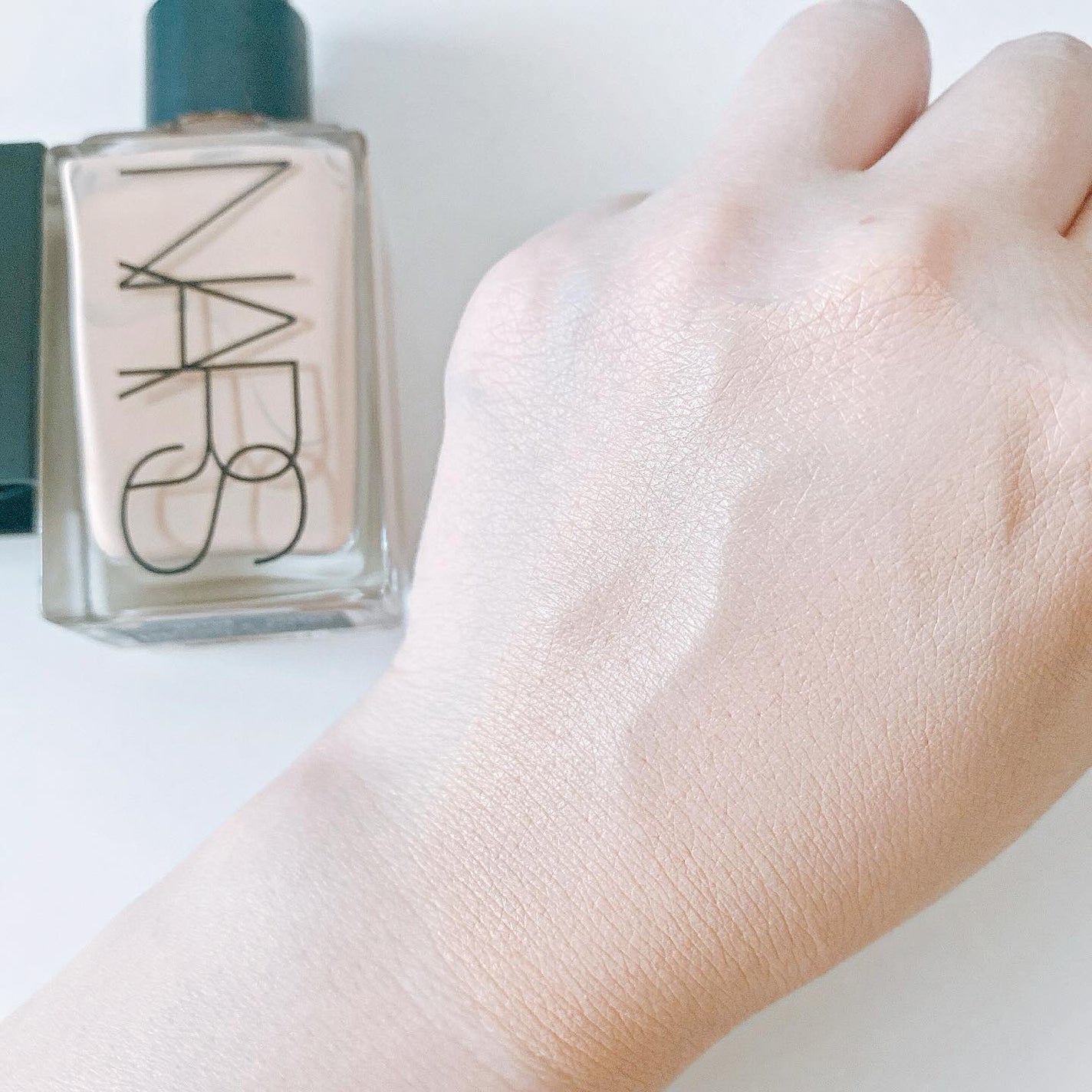 ライトリフレクティング ファンデーション/NARS/リキッドファンデーションを使ったクチコミ(4枚目)