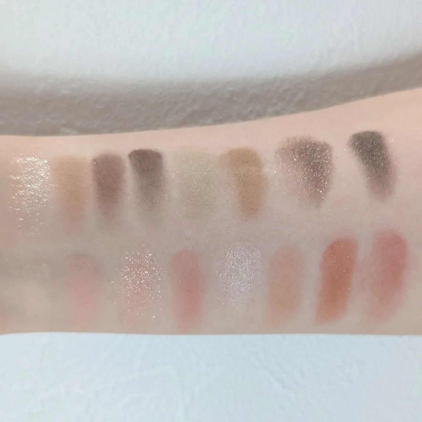 ソフトブラーリングアイパレット/wakemake/アイシャドウパレットを使ったクチコミ(4枚目)