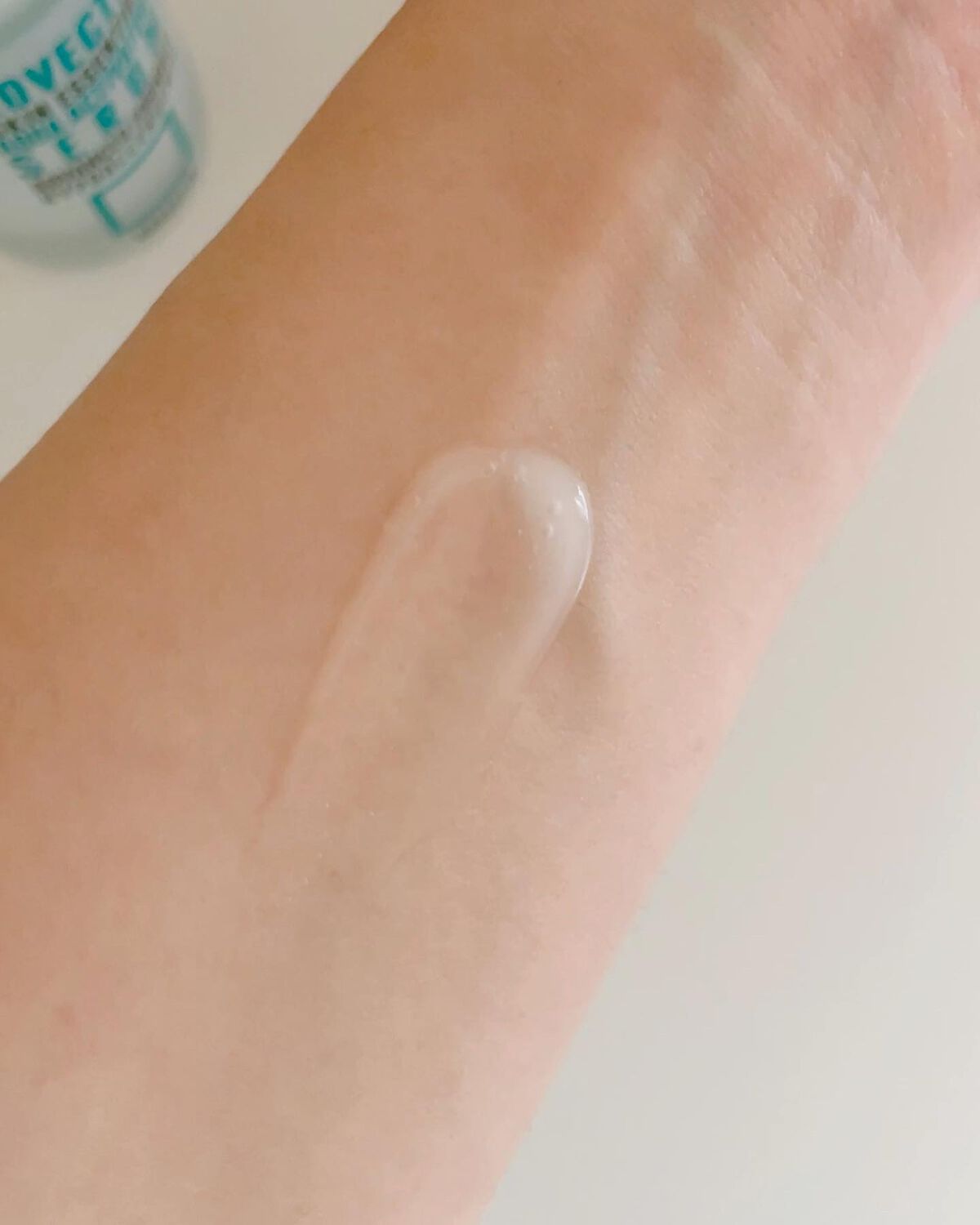 エッセンシャル アクアセラム/ロベクチン/美容液を使ったクチコミ(4枚目)