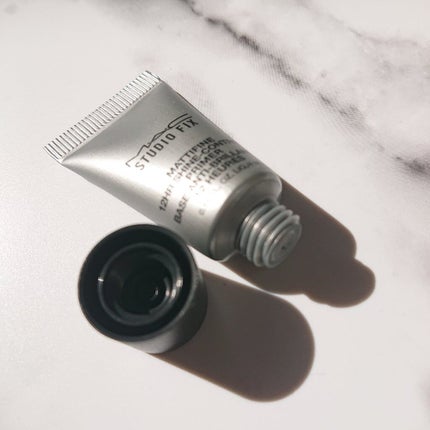 スタジオ フィックス マッティファイン シャイン コントロール プライマー/M・A・C/化粧下地を使ったクチコミ(2枚目)