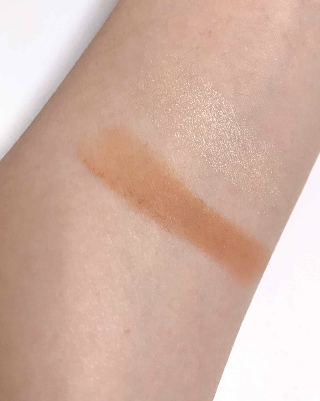 フェイスステュディオ Vフェイス デュオスティック 01 ライト/MAYBELLINE NEW YORK/ジェル・クリームチークを使ったクチコミ（2枚目）