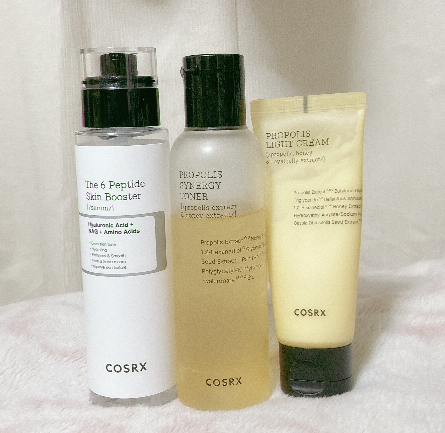 COSRX　RXザ・6ペプチドスキンブースターセラム、フルフィットプロポリスシナジートナー、フルフィットプロポリスライトクリームの感想です。


導入美容液をプラスすることで次のスキンケアの浸透をスッとよくし、さらっとしたブースターがインナ