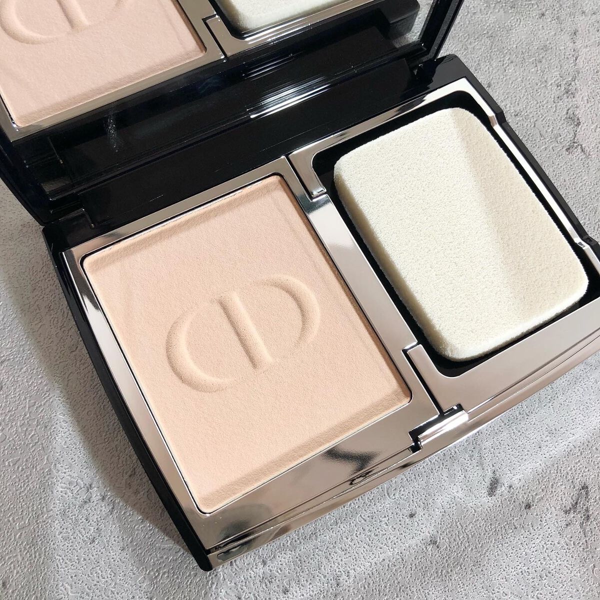 ディオールスキン フォーエヴァー コンパクト ナチュラル