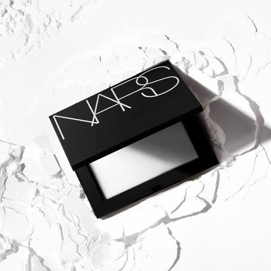 ライトリフレクティングセッティングパウダー　プレスト　N/NARS/プレストパウダーを使ったクチコミ（1枚目）