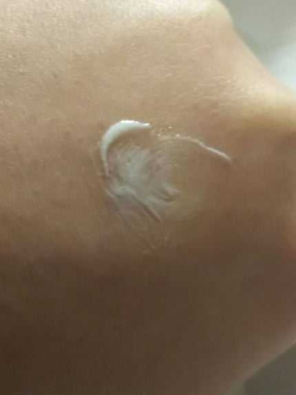 マーメイドスキンジェルUV/キャンメイク/日焼け止めジェルを使ったクチコミ(3枚目)