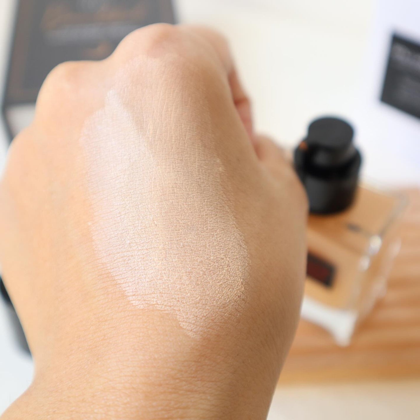 アンリミテッド ケア ツヤ セラム ファンデーション/shu uemura/リキッドファンデーションを使ったクチコミ(3枚目)