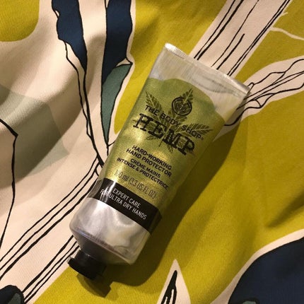 ハードワーキング ハンドクリーム HP/THE BODY SHOP/ハンドクリームを使ったクチコミ(3枚目)