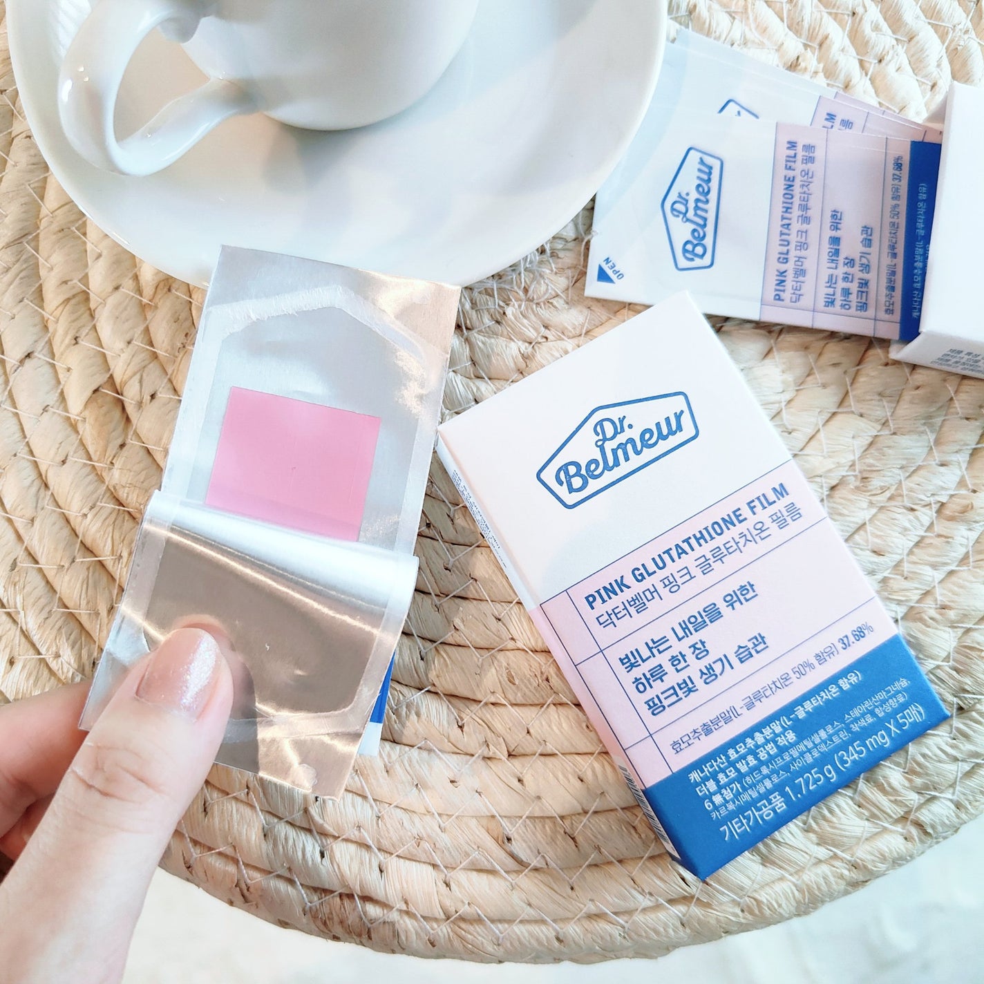 Panamama【フォロバ】 on LIPS 「THEFACESHOPDr.belmeurピンクGLTフィルム..」(2枚目)