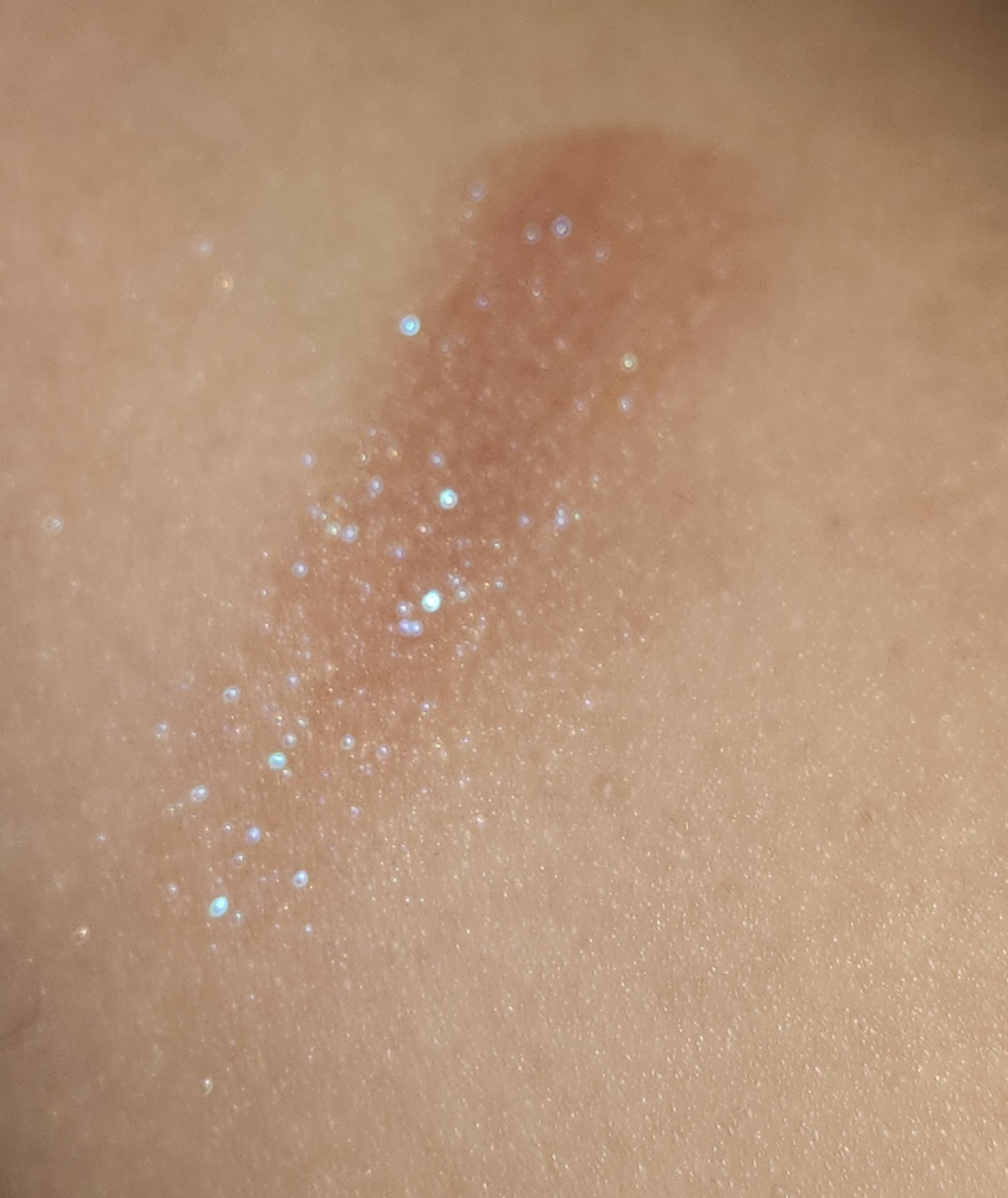  シアー グリッターアイズ 54 マスカレード(MASQUERADE)/KiSS/単色アイシャドウを使ったクチコミ（2枚目）