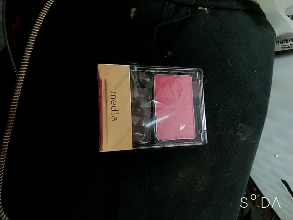 ブライトアップチークN/media/パウダーチークを使ったクチコミ(2枚目)