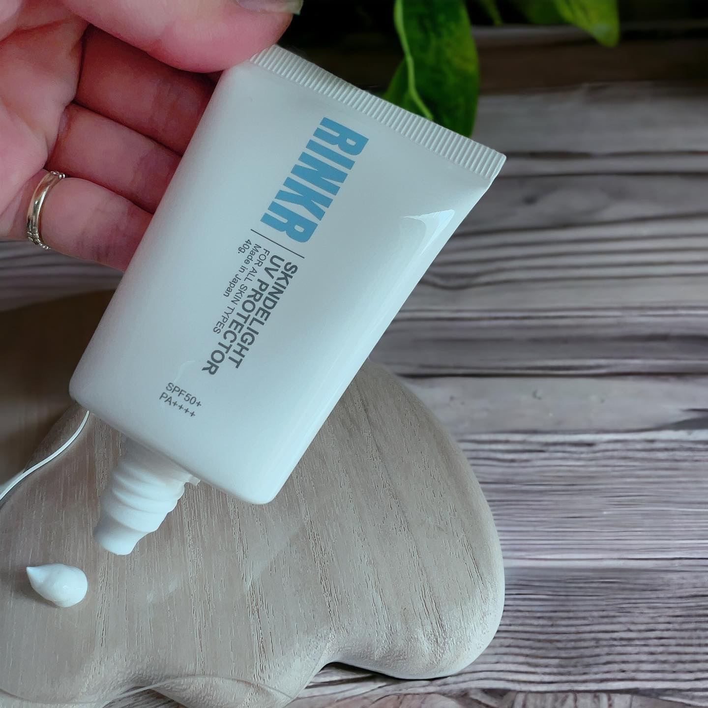 スキンディライトUVプロテクター/RINKR/日焼け止めクリームを使ったクチコミ（3枚目）