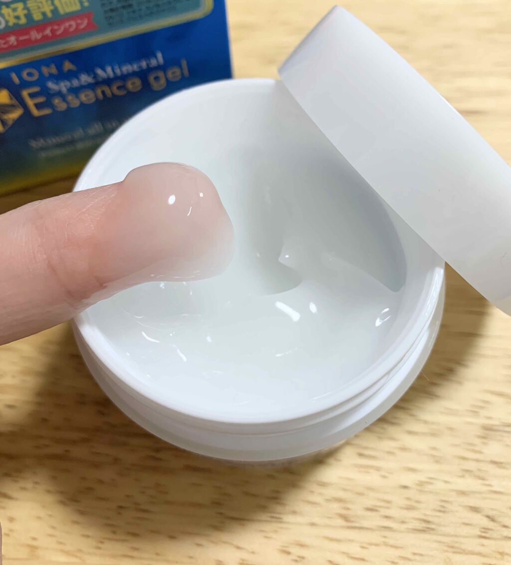エッセンス ジェル/イオナ スパ＆ミネラル/オールインワン化粧品を使ったクチコミ（2枚目）