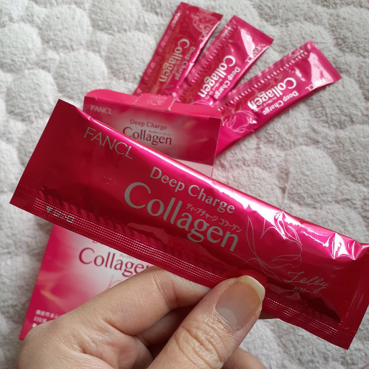 ディープチャージ コラーゲン スティックゼリー/ファンケル/美容サプリメントを使ったクチコミ(2枚目)