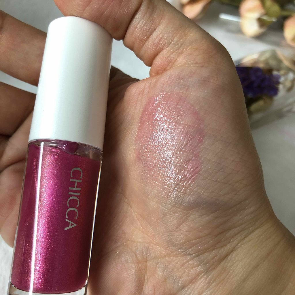 メスメリック ウェットリップオイル/CHICCA/リップグロスを使ったクチコミ（2枚目）