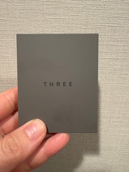 THREE シマリング グロー デュオ/THREE/クリームハイライトを使ったクチコミ(2枚目)