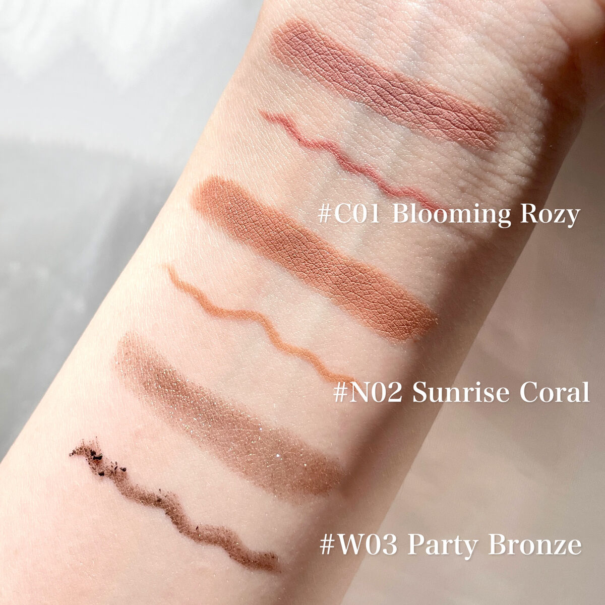 フィニッシーデュアルスティックシャドウ/La.breeze/スティックアイシャドウを使ったクチコミ（3枚目）