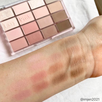 ソフトブラーリングアイパレット/wakemake/アイシャドウパレットを使ったクチコミ(4枚目)