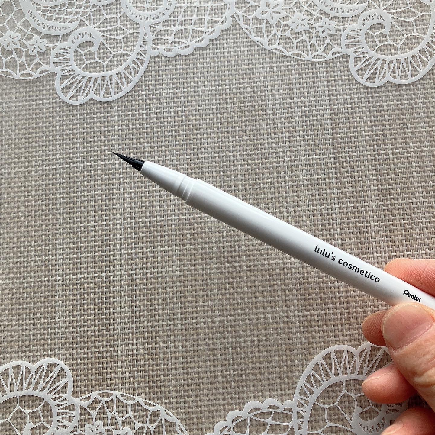 リキッドアイライナー/ルルズコスメティコ/リキッドアイライナーを使ったクチコミ（3枚目）