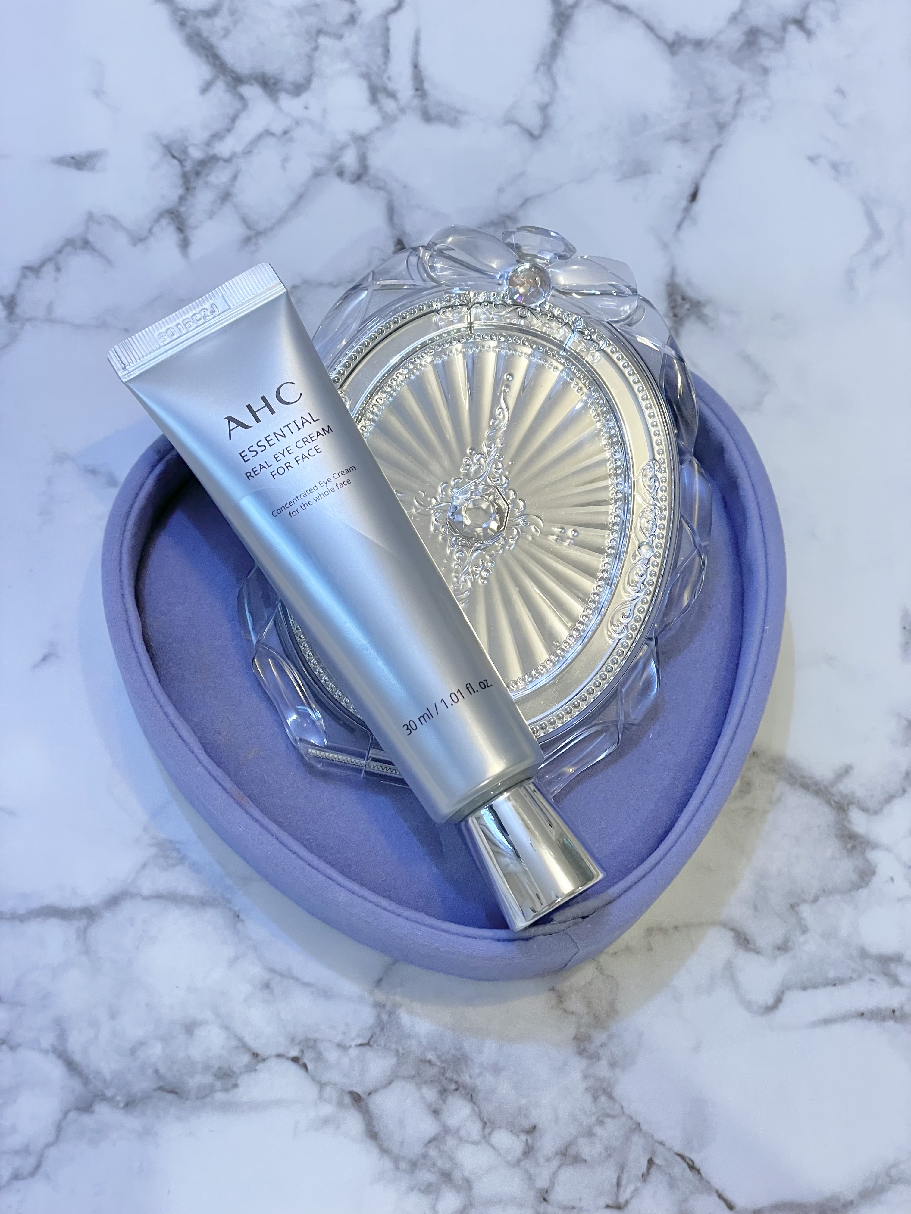 AHC エッセンシャル リアル アイクリーム フォーフェイス セット Amazon.co.jp: AHC(エーエイチシー) エッセンシャル リアル アイ