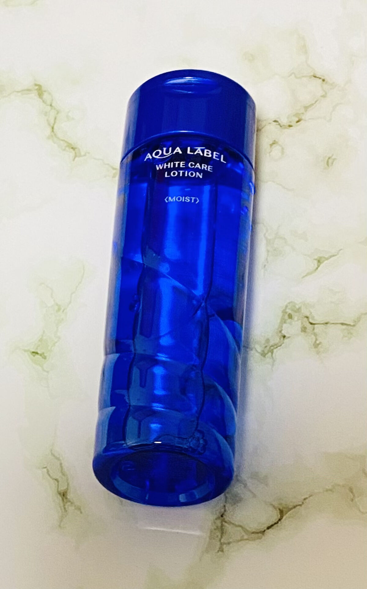 アクアレーベル ブライトニングケア ローション M（医薬部外品）のクチコミ「しっとりして気持ち良いです！
とろみがあるので肌にすっと浸透する感じがしました
寝る前にすると.....」（1枚目）