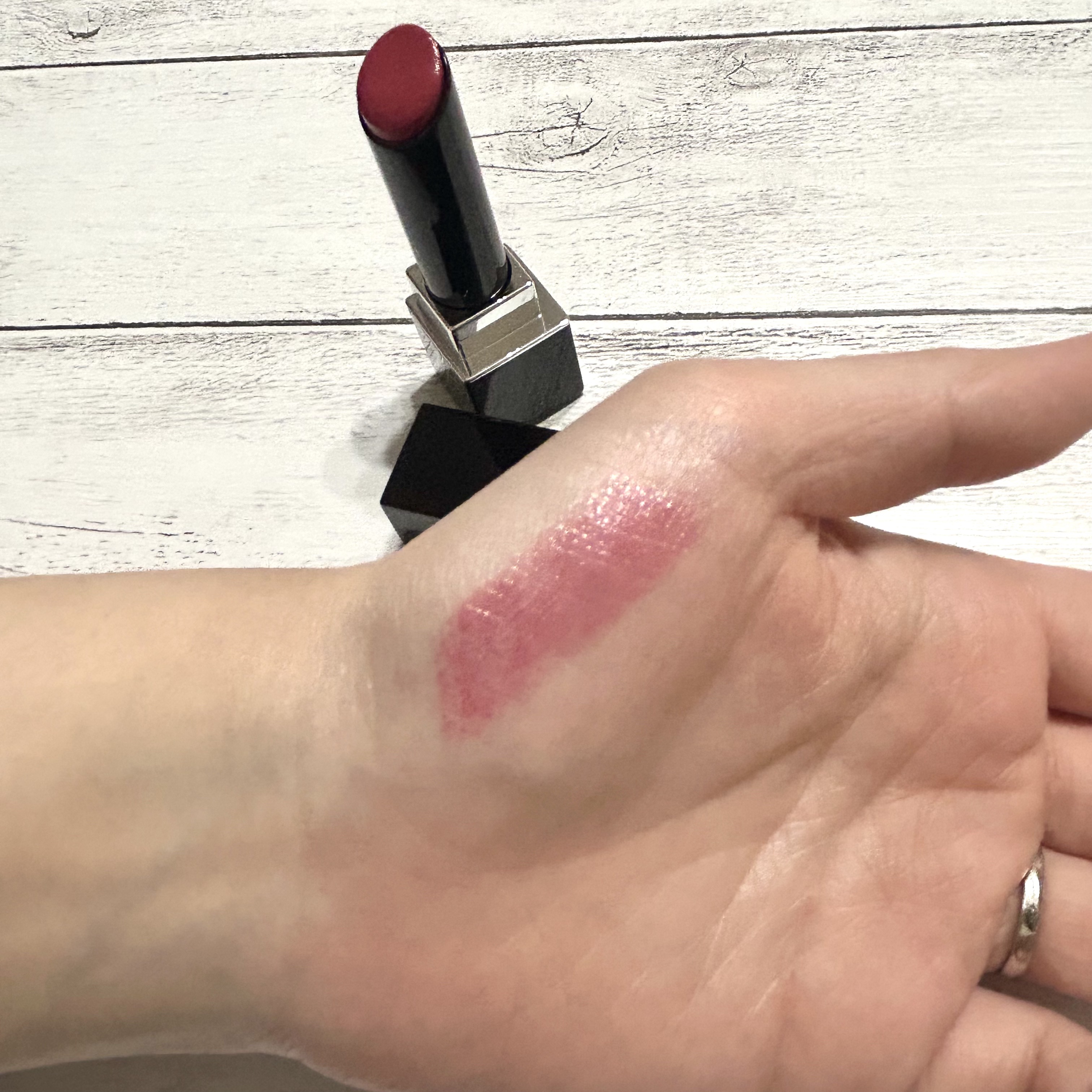 ルージュスターヴァイブラント/KANEBO/口紅を使ったクチコミ（3枚目）