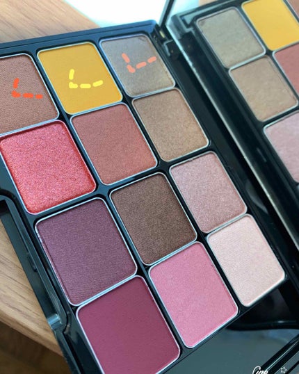 ピカシュウ アイ パレット‐サンダーショック/shu uemura/アイシャドウパレットを使ったクチコミ(2枚目)