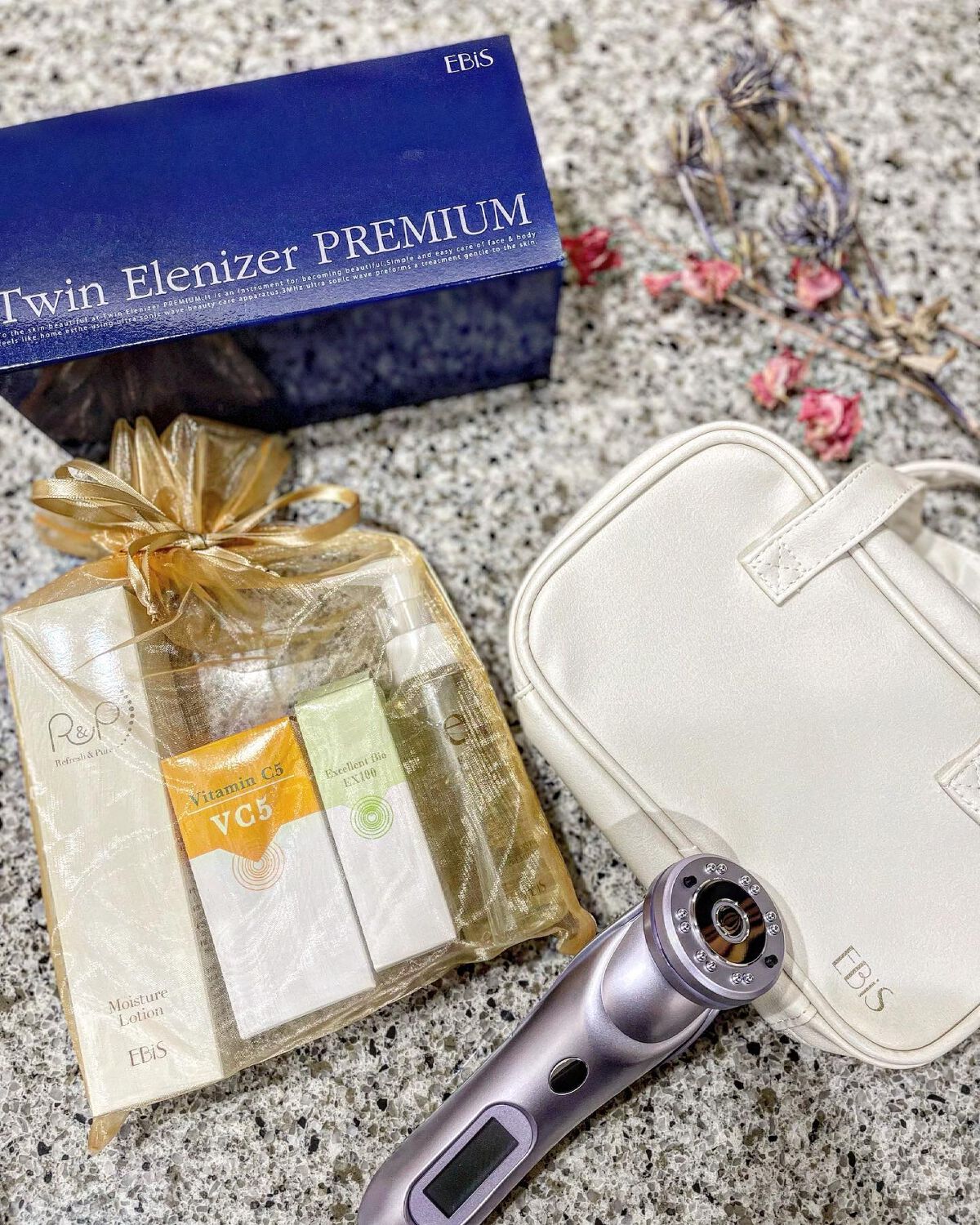 ツインエレナイザー プレミアム/EBiS化粧品/美顔器・マッサージを使ったクチコミ(1枚目)