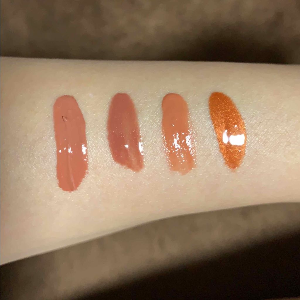 トーン ペタル エッセンス カラー バター 10 ヌーディーベージュ/to/one/リップグロスを使ったクチコミ（2枚目）