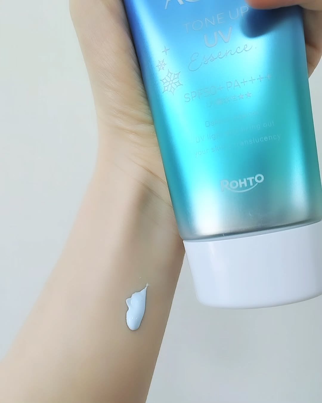 スキンアクア トーンアップUVエッセンス/スキンアクア/日焼け止めクリームを使ったクチコミ(2枚目)