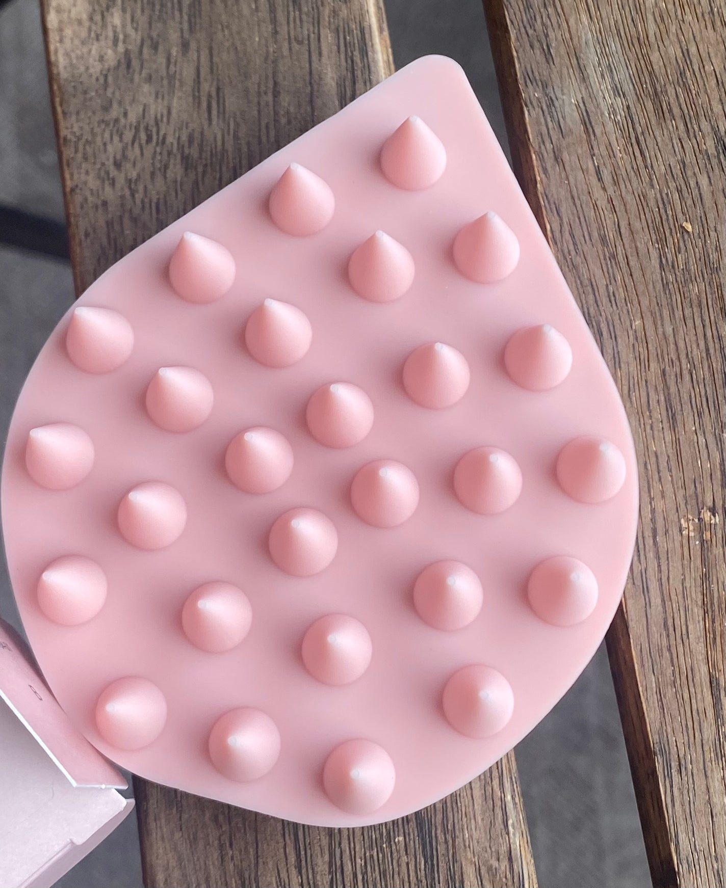 リラクシングマッサージブラシ/エトヴォス/スカルプブラシを使ったクチコミ(2枚目)